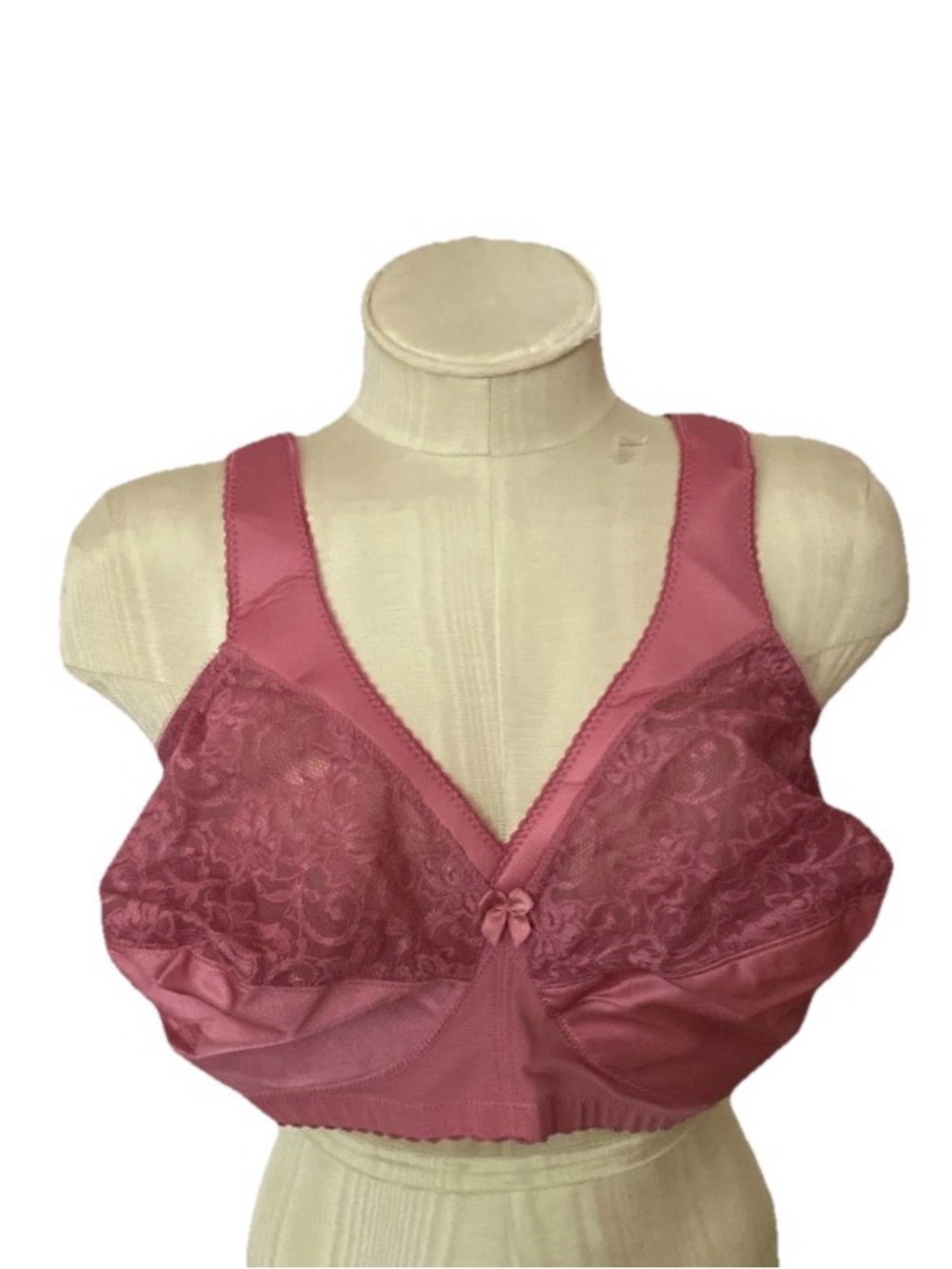 Glamorise NWOT Wom 48 DD Bra Satin Lace Hook’n Eye Back Closure